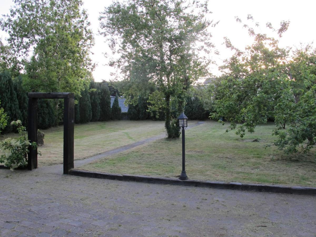 Bed and Breakfast Knockaderry House Енніс Екстер'єр фото